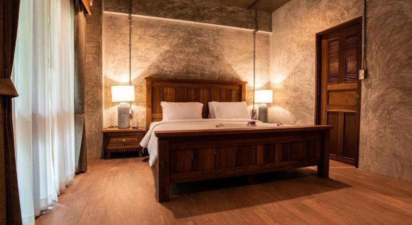 Ruean Racha Hotel Csiangmaj Kültér fotó